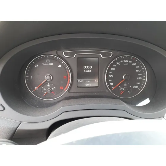 Audi Q3 (8UB, 8UG) 2011