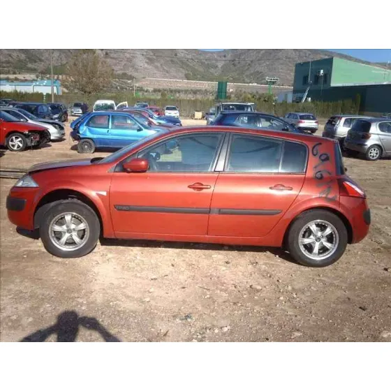 RENAULT MEGANE II BERLINA 5P '2002 CONFORT EXPRESSION GRANATE