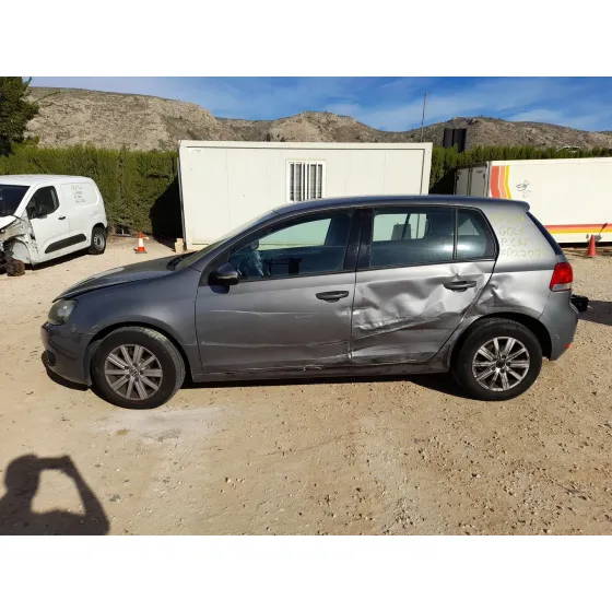 Volkswagen GOLF VI (5K1) 2009