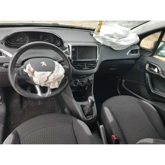 PEUGEOT 208 '2016 STYLE BLANCO