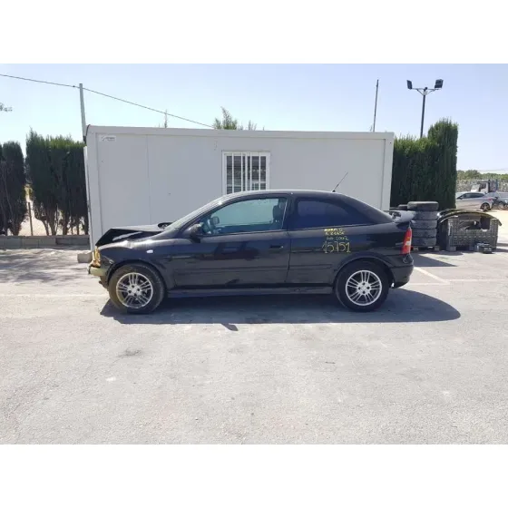 OPEL ASTRA G BERLINA '2002 CLUB NEGRO