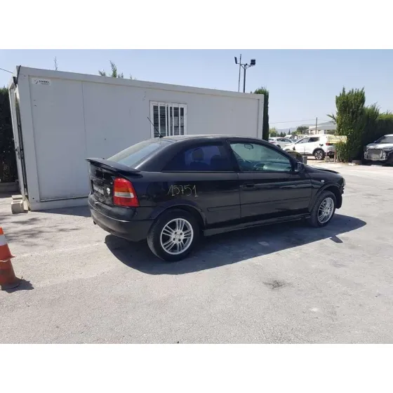 OPEL ASTRA G BERLINA '2002 CLUB NEGRO