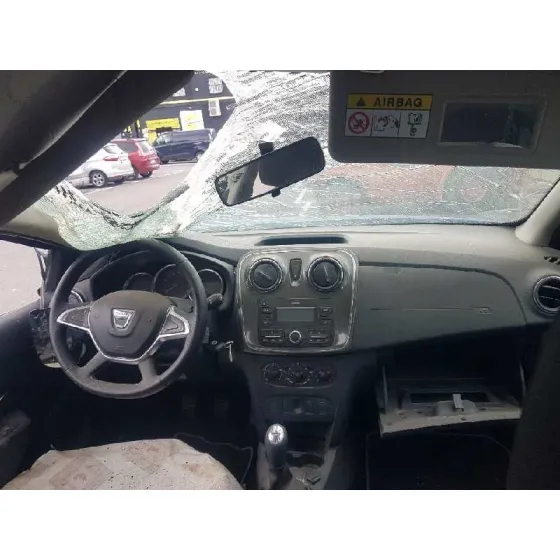 DACIA SANDERO '2018 BASIS AZUL
