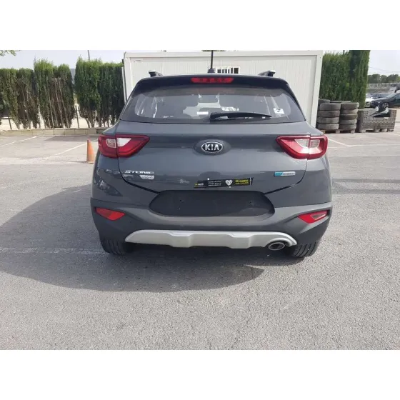 KIA STONIC (YBCUV) '2021 HYBRID GRIS OSCURO
