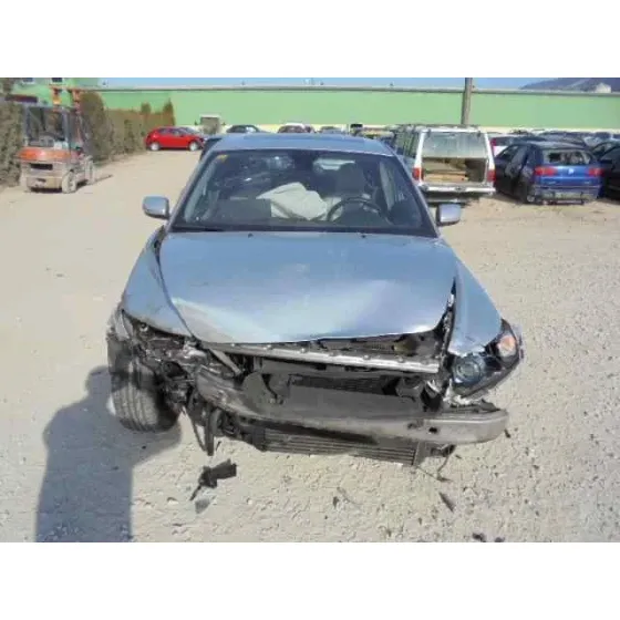 VOLVO S40 BERLINA '2004 2.0 D KINETIC GRIS