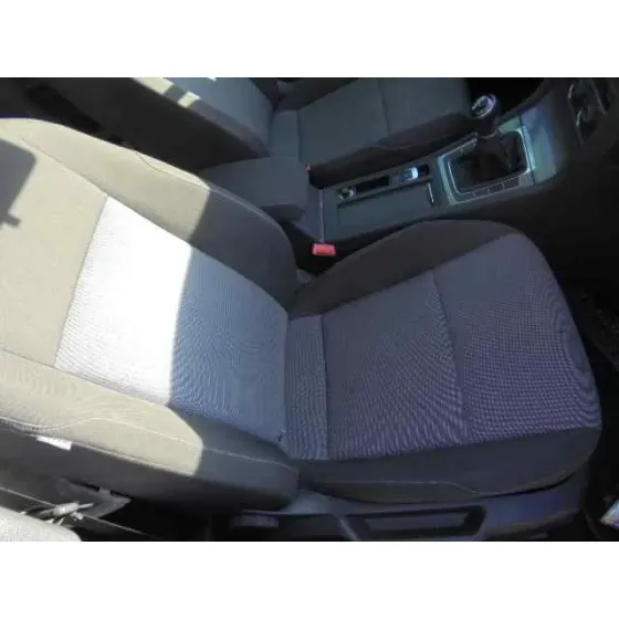 VOLKSWAGEN GOLF VII LIM. (5G1) '2014 ADVANCE BLUEMOTION NEGRO