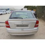 OPEL ASTRA G BERLINA OPEL ASTRA G BERLINA '2001 CLUB GRIS 2000