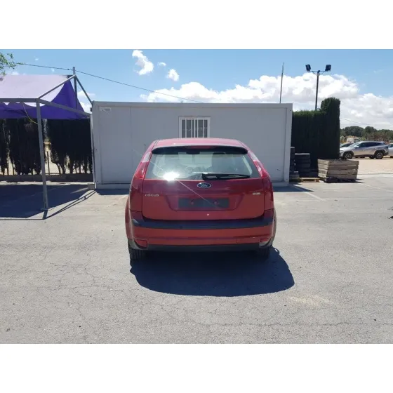 FORD FOCUS BERLINA (CAP) '2006 AMBIENTE (D) GRANATE