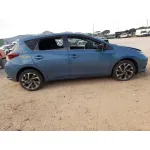 Toyota AURIS (_E18_) 2012