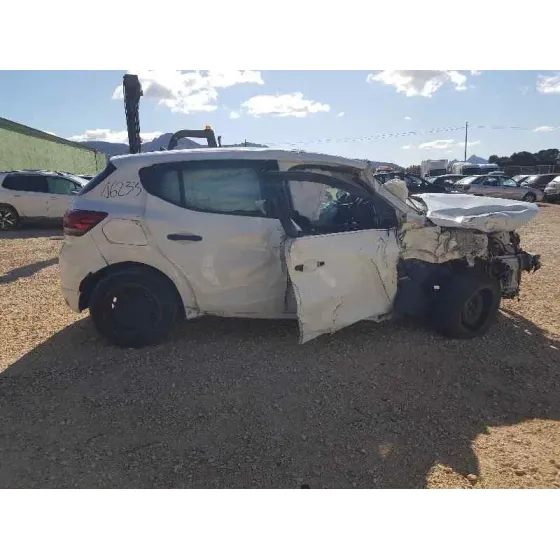 DACIA SANDERO '2021 ESSENTIAL BLANCO