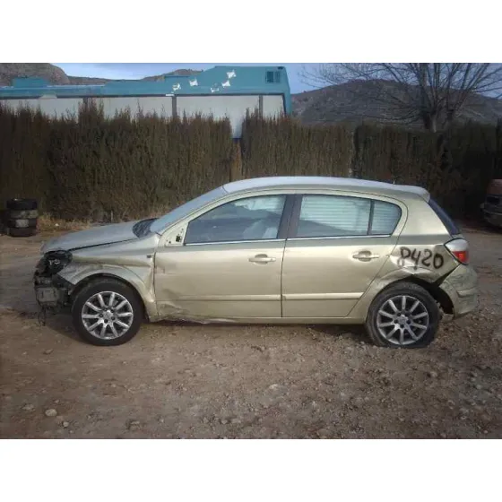 OPEL ASTRA H BERLINA '2004 ELEGANCE BEIG