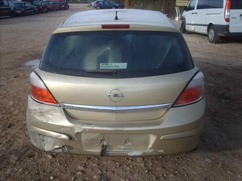 OPEL ASTRA H BERLINA OPEL ASTRA H BERLINA '2004 ELEGANCE BEIG 2004