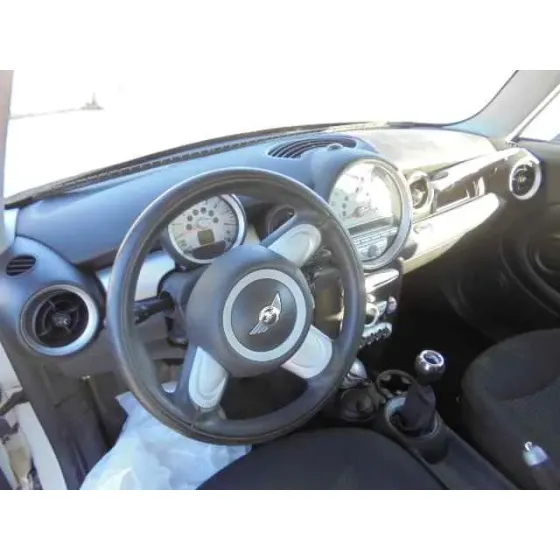 MINI MINI (R56) '2007 COOPER BLANCO