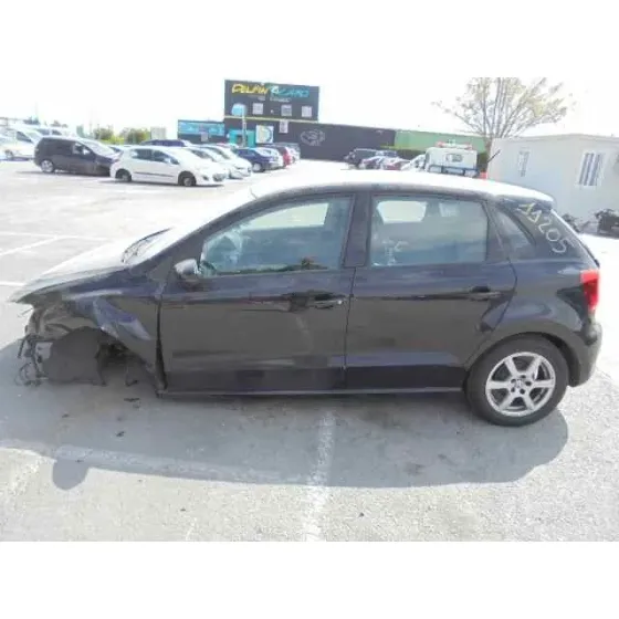 VOLKSWAGEN POLO (6R1) '2011 ADVANCE NEGRO