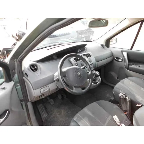 RENAULT SCENIC II '2004 AUTHENTIQUE VERDE