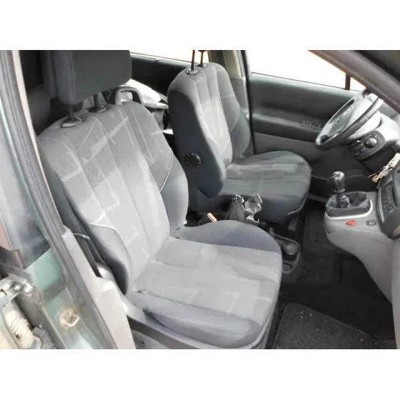 RENAULT SCENIC II '2004 AUTHENTIQUE VERDE