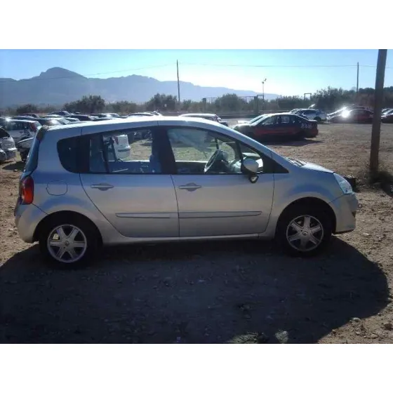 RENAULT GRAND MODUS '2010 AUTHENTIQUE GRIS