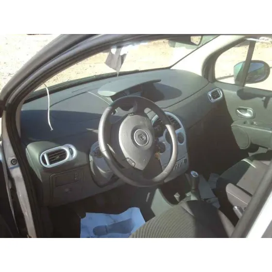 RENAULT GRAND MODUS '2010 AUTHENTIQUE GRIS