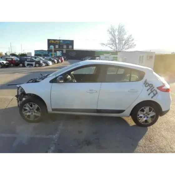 RENAULT MEGANE III BERLINA 5 P '2012 BUSINESS BLANCO