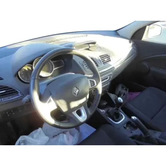 RENAULT MEGANE III BERLINA 5 P '2012 BUSINESS BLANCO