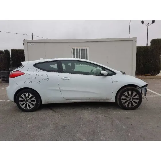 KIA PRO_CEE'D ( ) '2018 CONCEPT BLANCO