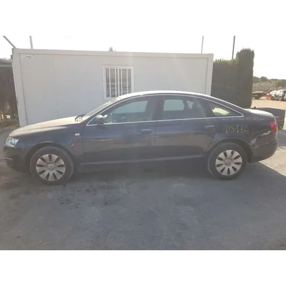 AUDI A6 BERLINA (4F2) '2006 2.0 TDI GRIS OSCURO