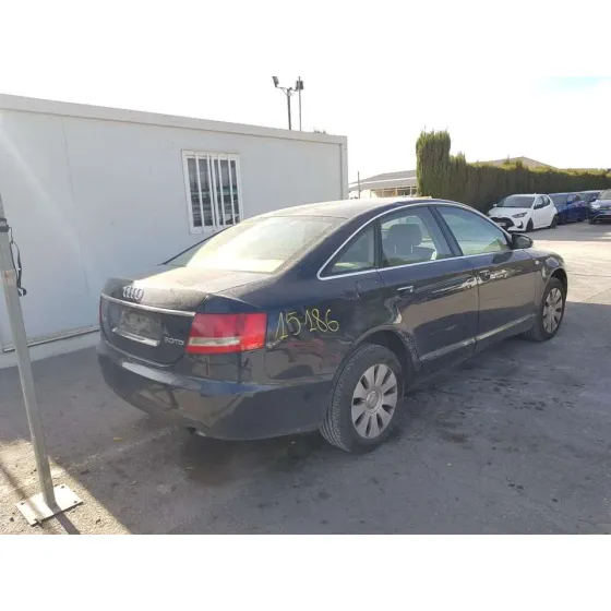 AUDI A6 BERLINA (4F2) '2006 2.0 TDI GRIS OSCURO
