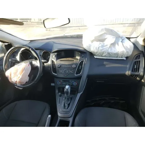 FORD FOCUS LIM. '2017 TREND GRIS
