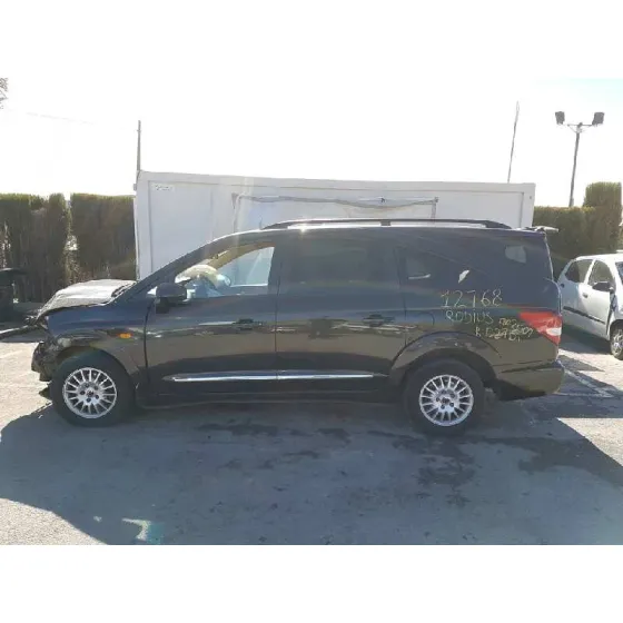 SSANGYONG RODIUS '2007 XDI NEGRO