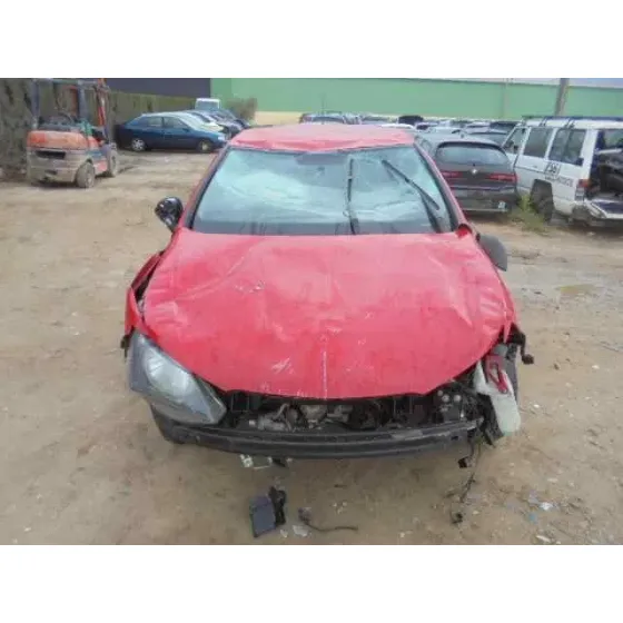 SEAT IBIZA (6J5) '2015 REFERENCE ROJO