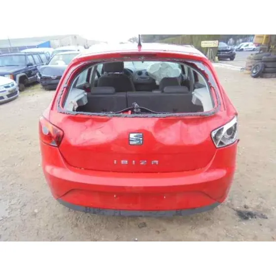 SEAT IBIZA (6J5) '2015 REFERENCE ROJO