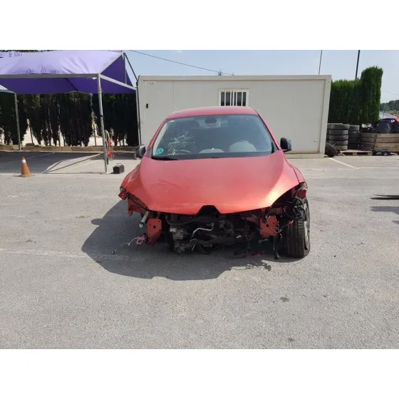 RENAULT MEGANE III BERLINA 5 P '2015 DYNAMIQUE GRANATE