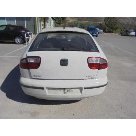 SEAT LEON (1M1) '2005 STELLA BLANCO