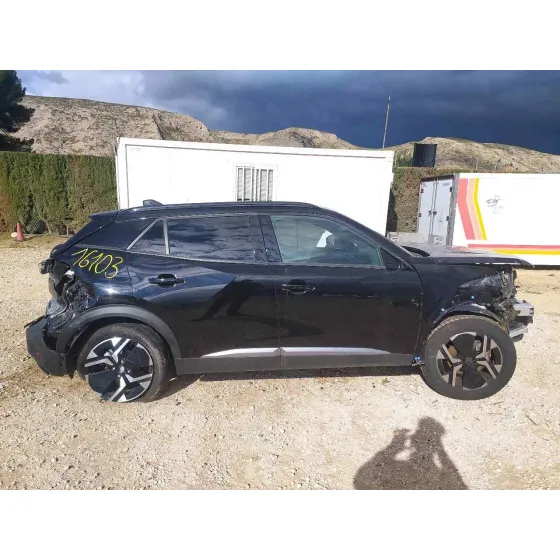 PEUGEOT 2008 (P1) '2023 ALLURE NEGRO