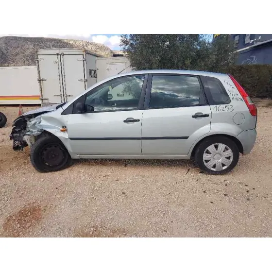 FORD FIESTA (CBK) '2004 TREND GRIS