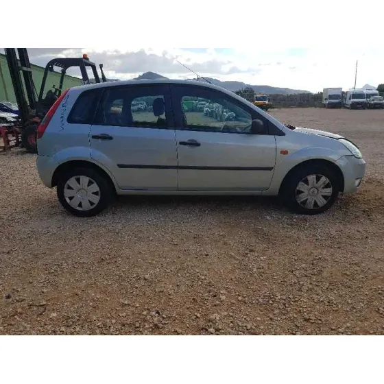 FORD FIESTA (CBK) '2004 TREND GRIS
