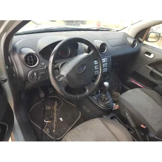 FORD FIESTA (CBK) '2004 TREND GRIS