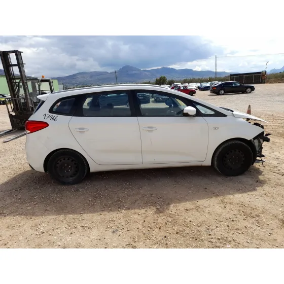 Kia CARENS IV 2013
