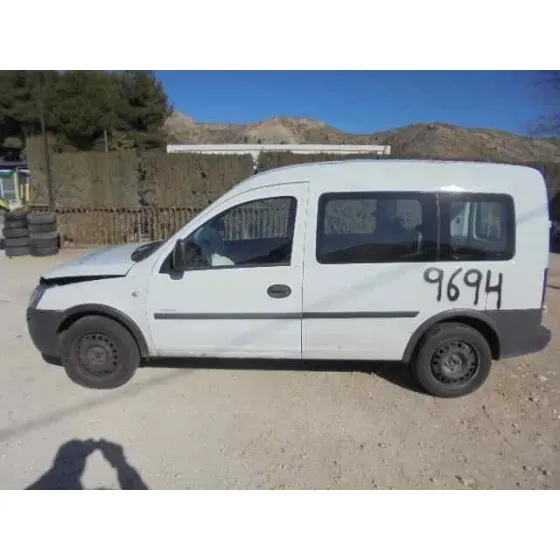 OPEL COMBO (CORSA C) '2007 FAMILIAR BLANCO