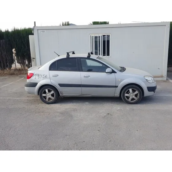 KIA RIO '2006 1.5 CRDI EMOTION GRIS