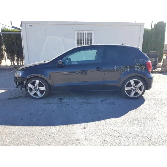 VOLKSWAGEN POLO (6R1) '2014 ADVANCE NEGRO