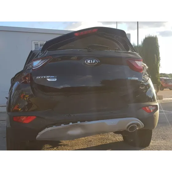 KIA STONIC (YBCUV) '2021 BLACK EDITION NEGRO