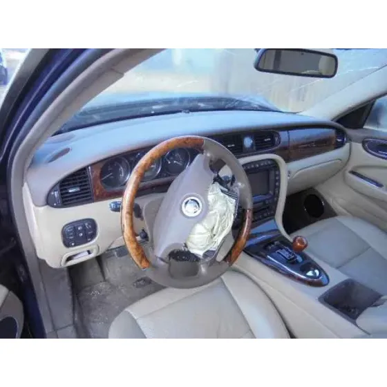 JAGUAR XJ '2007 2.7 D XJ6 EXECUTIVE AZUL