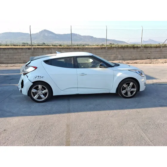 Hyundai VELOSTER (FS) 2011