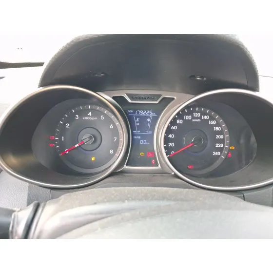 Hyundai VELOSTER (FS) 2011
