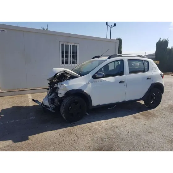 DACIA SANDERO '2019 STEPWAY BLANCO