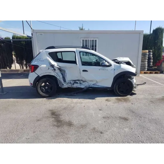 DACIA SANDERO '2019 STEPWAY BLANCO