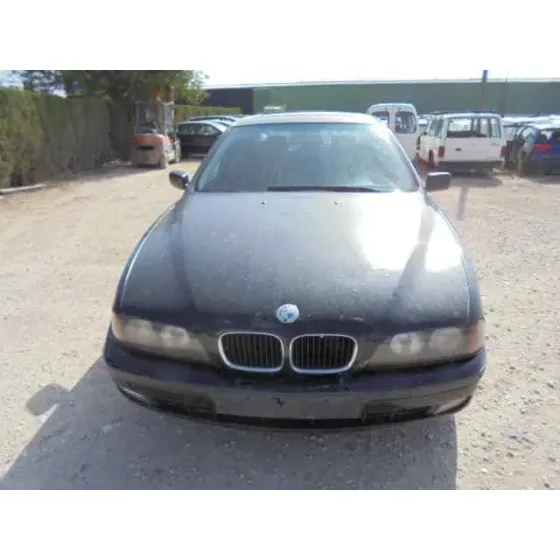 BMW SERIE 5 BERLINA (E39) '2002 525TDS NEGRO