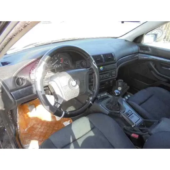 BMW SERIE 5 BERLINA (E39) '2002 525TDS NEGRO