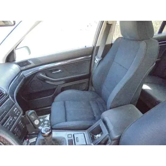BMW SERIE 5 BERLINA (E39) '2002 525TDS NEGRO
